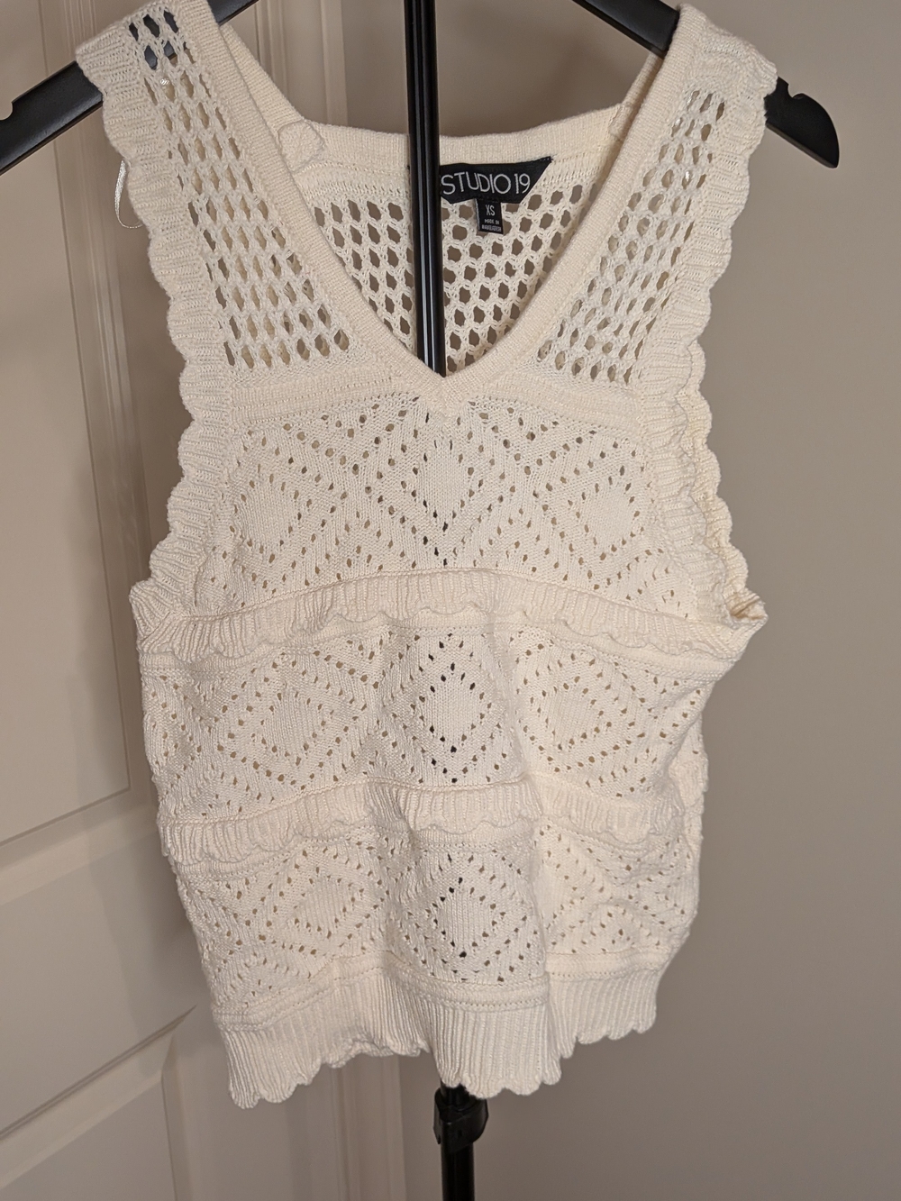 Studio 1940 Cream Openwork Knit V-Neck Tank
